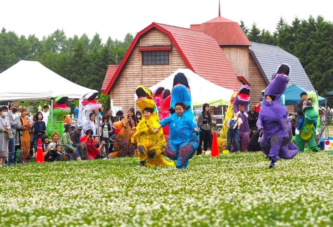 ティラノサウルスレース」幕別町で初開催 町発祥のパークゴルフとも