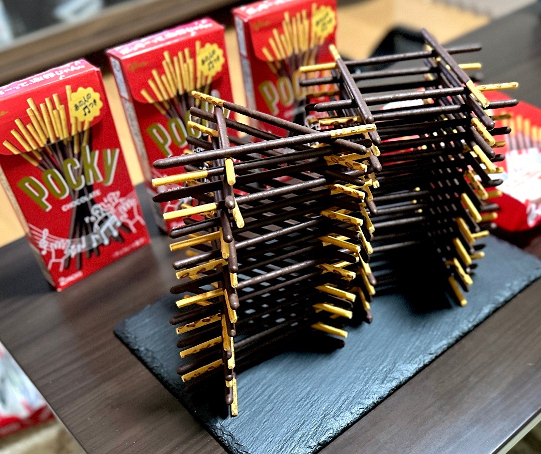 ポッキー50個、トッポ5個まとめ売り！ トッポ ポッキー まとめ売り - メルカリ